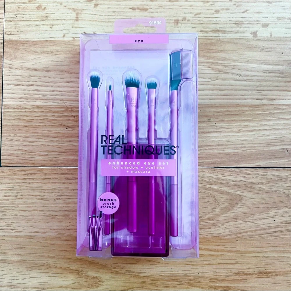 NWT Real Techniques Enhanced Eye Eyeshadow Brush Set + Brush Holder Organizer